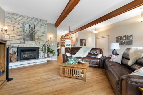 43 Cromwell Avenue Nw, Calgary, AB 
