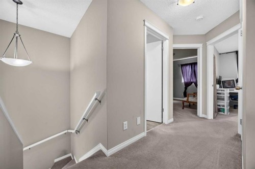 437 Tuscany Drive Nw, Calgary, AB - Indoor Photo Showing Other Room