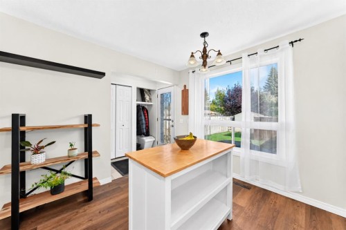 378 Midridge Drive Se, Calgary, AB 
