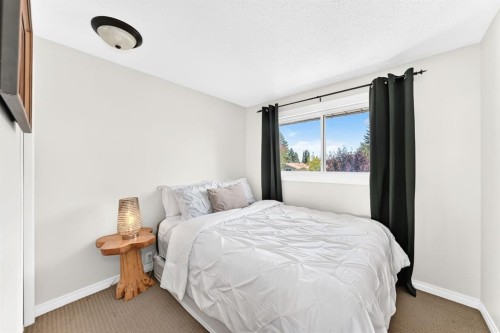 378 Midridge Drive Se, Calgary, AB 