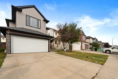 81 Saddlecrest Green Ne, Calgary, AB - Outdoor