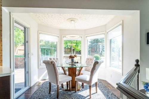 307 Woodhaven Bay Sw, Calgary, AB - Indoor Photo Showing Dining Room