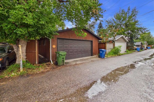 224 10A Street Nw, Calgary, AB - Outdoor