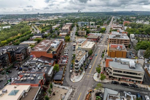 224 10A Street Nw, Calgary, AB - Outdoor With View