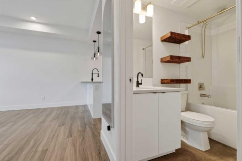 214 Seton Passage Se, Calgary, AB - Indoor Photo Showing Bathroom