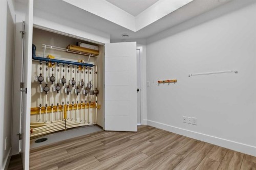 214 Seton Passage Se, Calgary, AB - Indoor Photo Showing Other Room