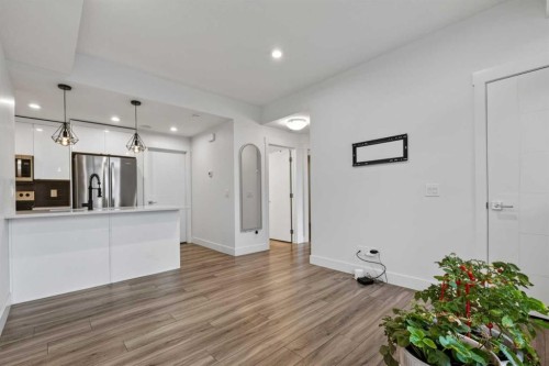 214 Seton Passage Se, Calgary, AB - Indoor Photo Showing Kitchen