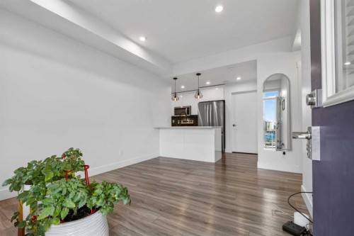 214 Seton Passage Se, Calgary, AB - Indoor Photo Showing Kitchen