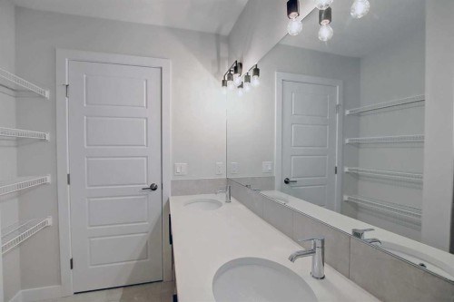 12 Topaz Place, Cochrane, AB - Indoor Photo Showing Other Room