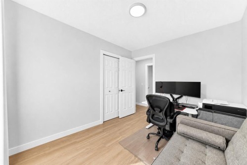 315 Appleglen Place Se, Calgary, AB - Indoor Photo Showing Office