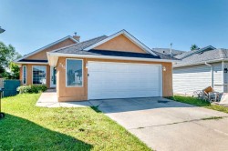 315 Appleglen Place SE Calgary, AB T2A 7V9