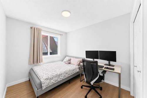 315 Appleglen Place Se, Calgary, AB - Indoor Photo Showing Bedroom