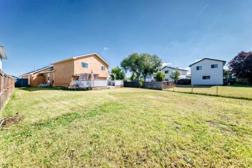315 Appleglen Place Se, Calgary, AB - Outdoor With Deck Patio Veranda With Exterior