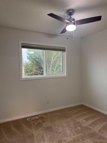 66 Chaparral Ridge Terrace Se, Calgary, AB - Indoor Photo Showing Other Room
