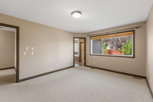 49 Panamount Rise Nw, Calgary, AB - Indoor Photo Showing Other Room