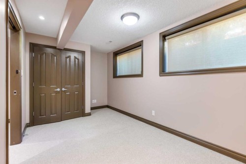 49 Panamount Rise Nw, Calgary, AB - Indoor Photo Showing Other Room