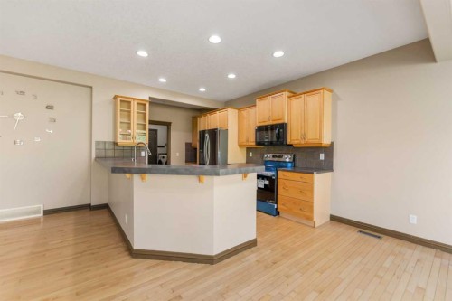 49 Panamount Rise Nw, Calgary, AB - Indoor Photo Showing Kitchen
