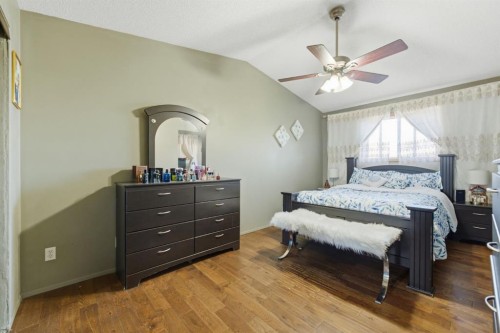 240 Shawinigan Drive Sw, Calgary, AB 