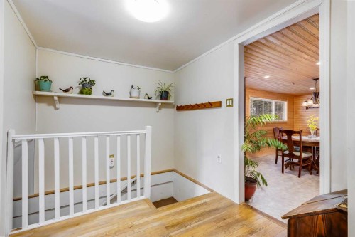240 Big Hill Circle Se, Airdrie, AB - Indoor Photo Showing Other Room