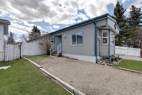 240 Big Hill Circle Se, Airdrie, AB - Outdoor