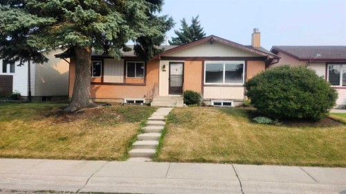 6736 Malvern Road Ne, Calgary, AB - Outdoor