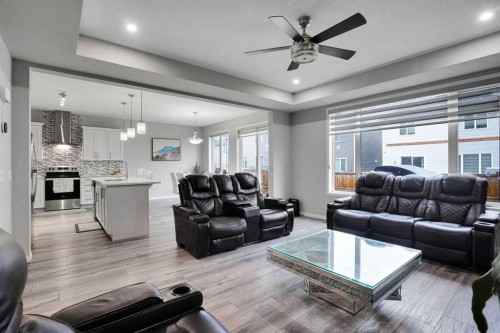 50 Cityside Terrace Ne, Calgary, AB - Indoor Photo Showing Living Room
