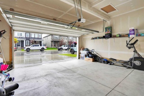 50 Cityside Terrace Ne, Calgary, AB - Indoor Photo Showing Garage
