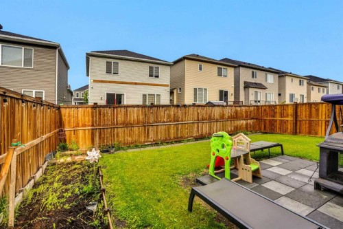 50 Cityside Terrace Ne, Calgary, AB - Outdoor