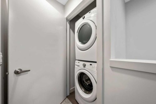 3541 69 Street Nw, Calgary, AB - Indoor Photo Showing Laundry Room