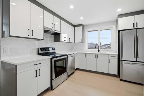 52 Penedo Place Se, Calgary, AB - Indoor Photo Showing Kitchen With Upgraded Kitchen