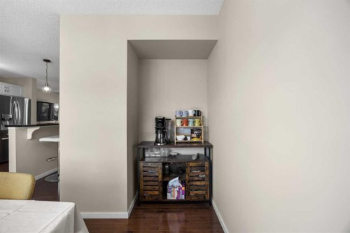 140 Walden Gate Se, Calgary, AB - Indoor