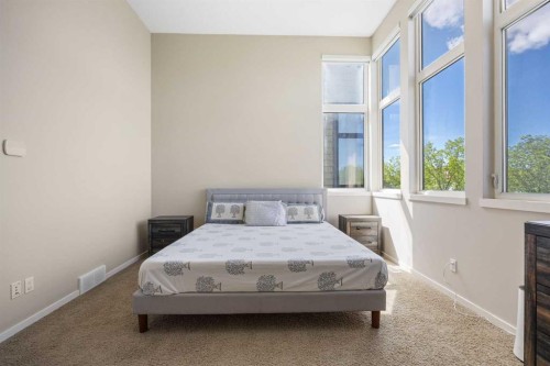 140 Walden Gate Se, Calgary, AB - Indoor Photo Showing Bedroom