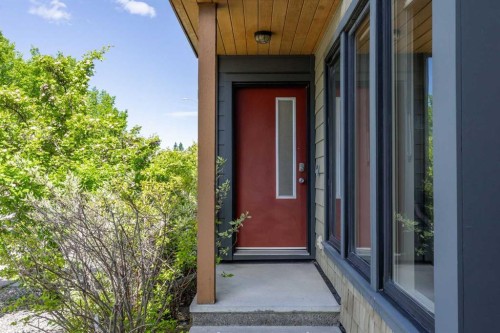 140 Walden Gate Se, Calgary, AB - Outdoor With Exterior