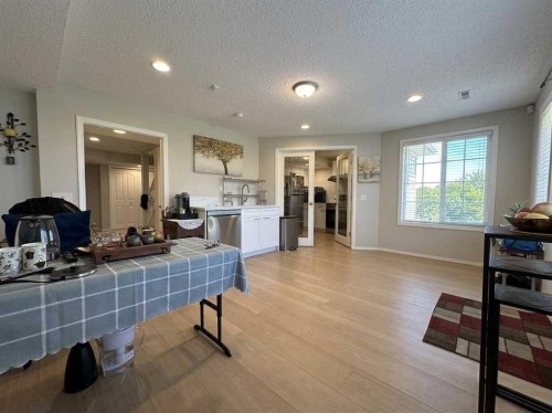 153 Hawkdale Circle Nw, Calgary, AB - Indoor