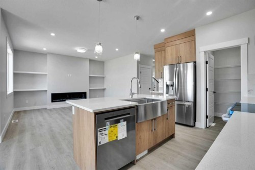 534 Ranch Green, Strathmore, AB - Indoor Photo Showing Kitchen