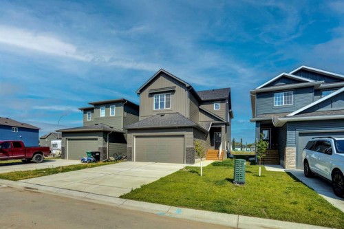 534 Ranch Green, Strathmore, AB - Outdoor With Facade