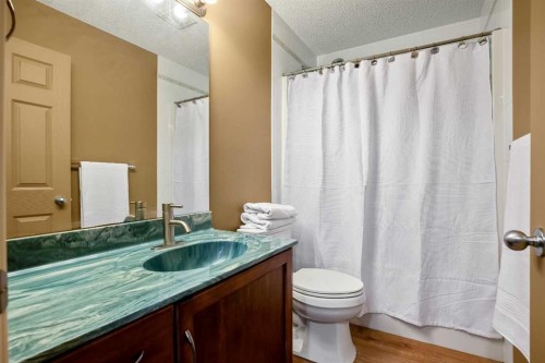 230 Shannon Square Sw, Calgary, AB 