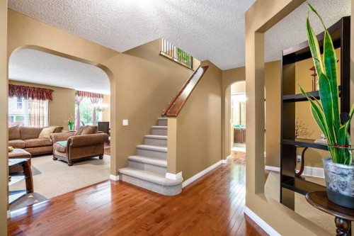 230 Shannon Square Sw, Calgary, AB 