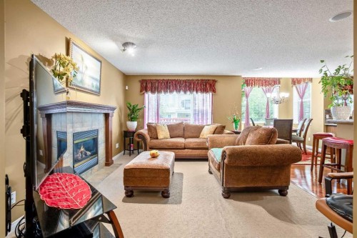 230 Shannon Square Sw, Calgary, AB 