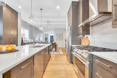 164 Cranbrook Drive Se, Calgary, AB 