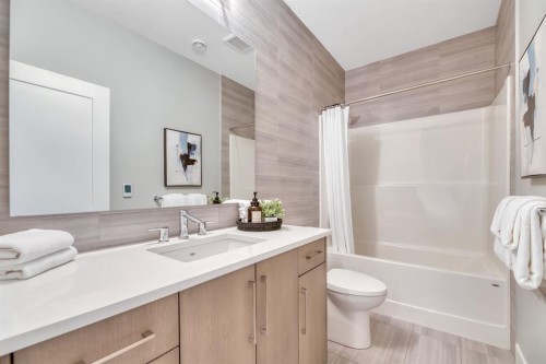 164 Cranbrook Drive Se, Calgary, AB 