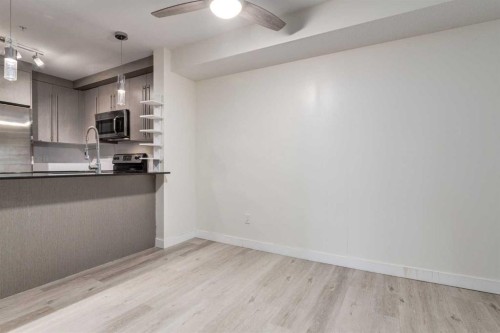 2108-11 Mahogany Row Se, Calgary, AB - Indoor Photo Showing Kitchen