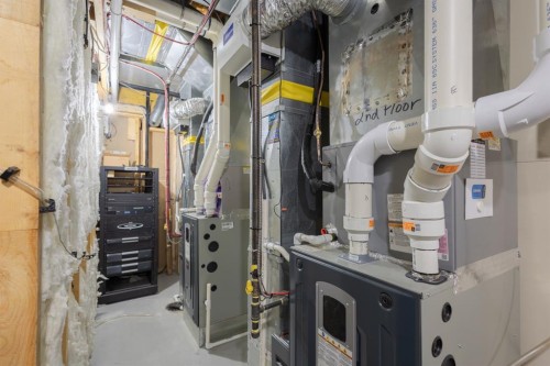 116 Lynx Ridge Road Nw, Calgary, AB - Indoor Photo Showing Basement