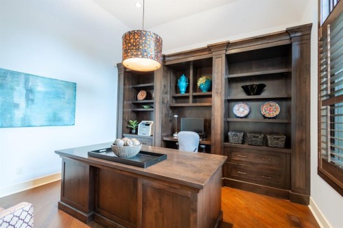 116 Lynx Ridge Road Nw, Calgary, AB - Indoor Photo Showing Office