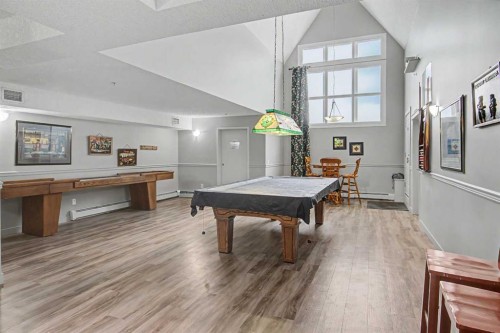 205-15 Everstone Drive Sw, Calgary, AB - Indoor Photo Showing Other Room