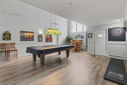 205-15 Everstone Drive Sw, Calgary, AB - Indoor Photo Showing Other Room