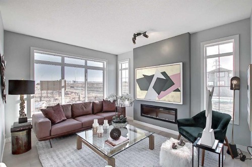 16 Topaz Place, Cochrane, AB - Indoor Photo Showing Living Room
