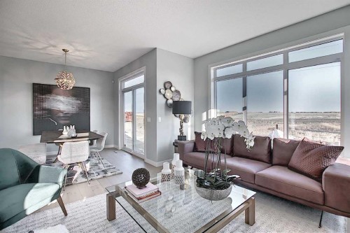 16 Topaz Place, Cochrane, AB - Indoor Photo Showing Living Room