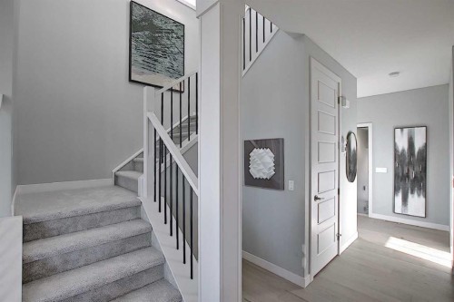 16 Topaz Place, Cochrane, AB - Indoor Photo Showing Other Room