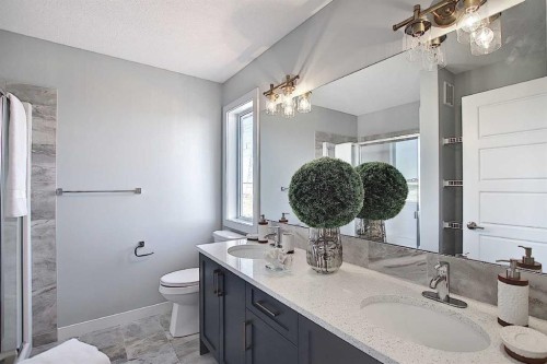 16 Topaz Place, Cochrane, AB - Indoor Photo Showing Bathroom